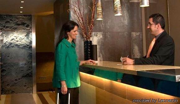 Moon Hotel 2*